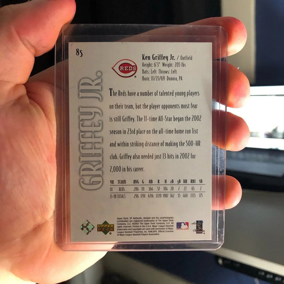 Ken Griffey Jr. SP Authentic 2001 card - In Perfect Condition - Picture 2 of 2